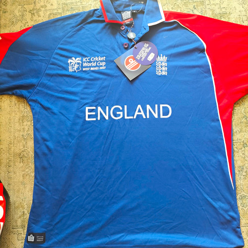 Bnwt official england cricket - bnwt,